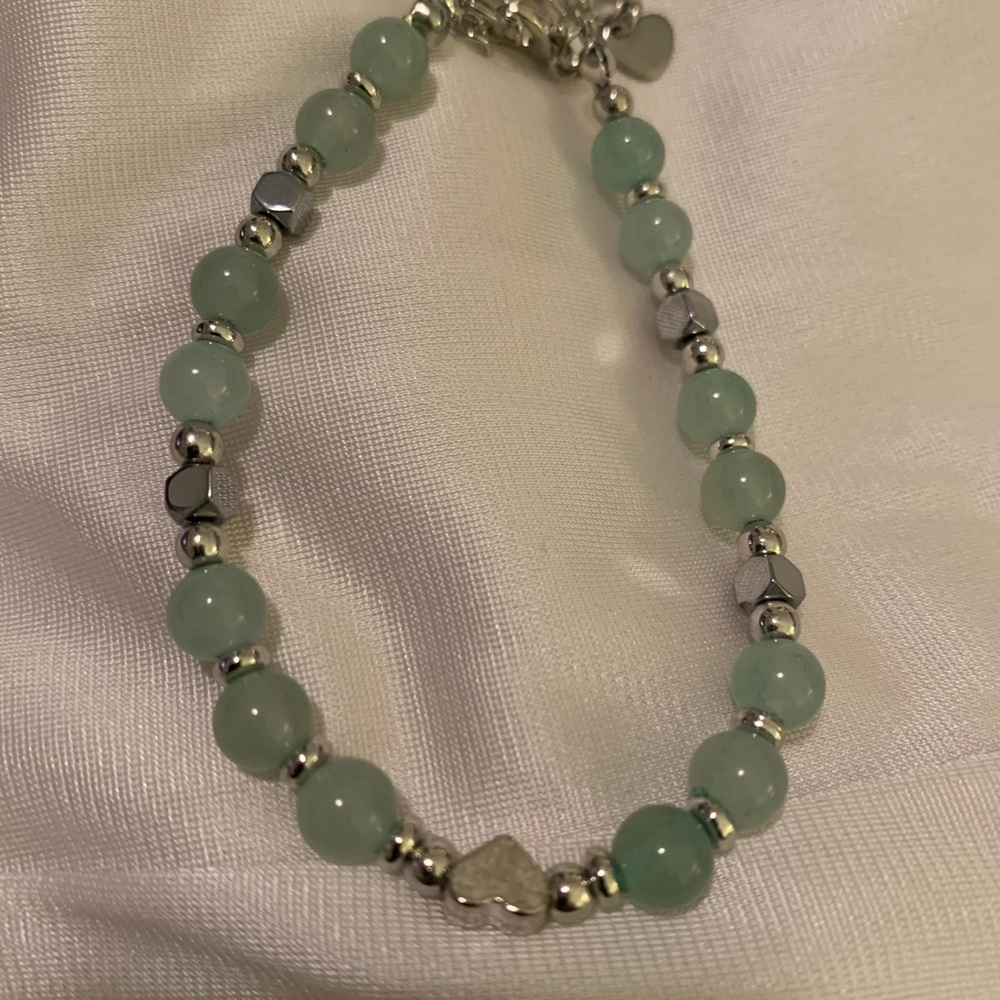 Elegant Silver and Green Beaded Bracelet